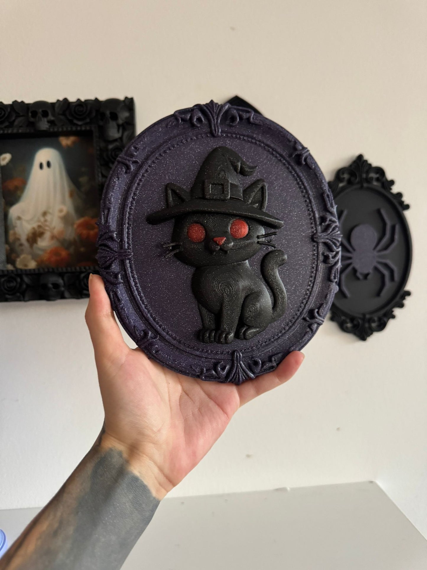 Witch Cat Oval Frame Wall Plaque — 3D Printed Spooky