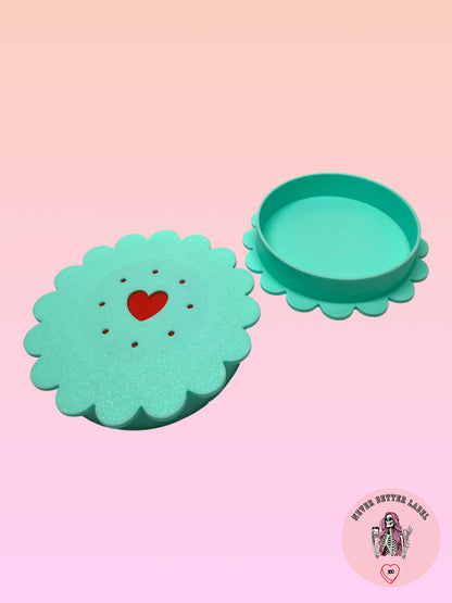 Flower Gift Box With Heart Detail