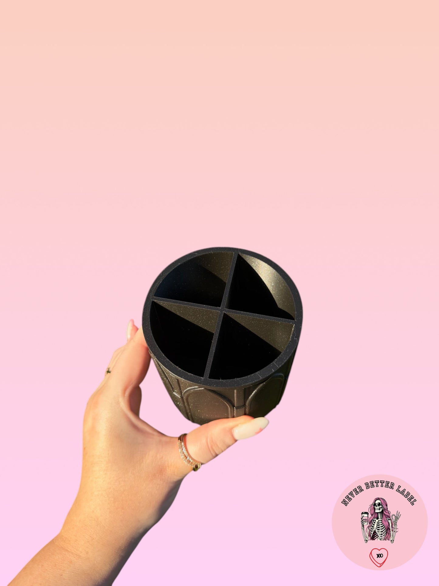 Circular Gothic Cathedral Arch Pen Holder