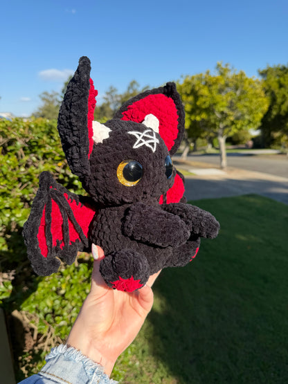 🦇 🤍White Glow in the Dark Pentagram - Lilith Bat Crochet Plush 🖤🦇