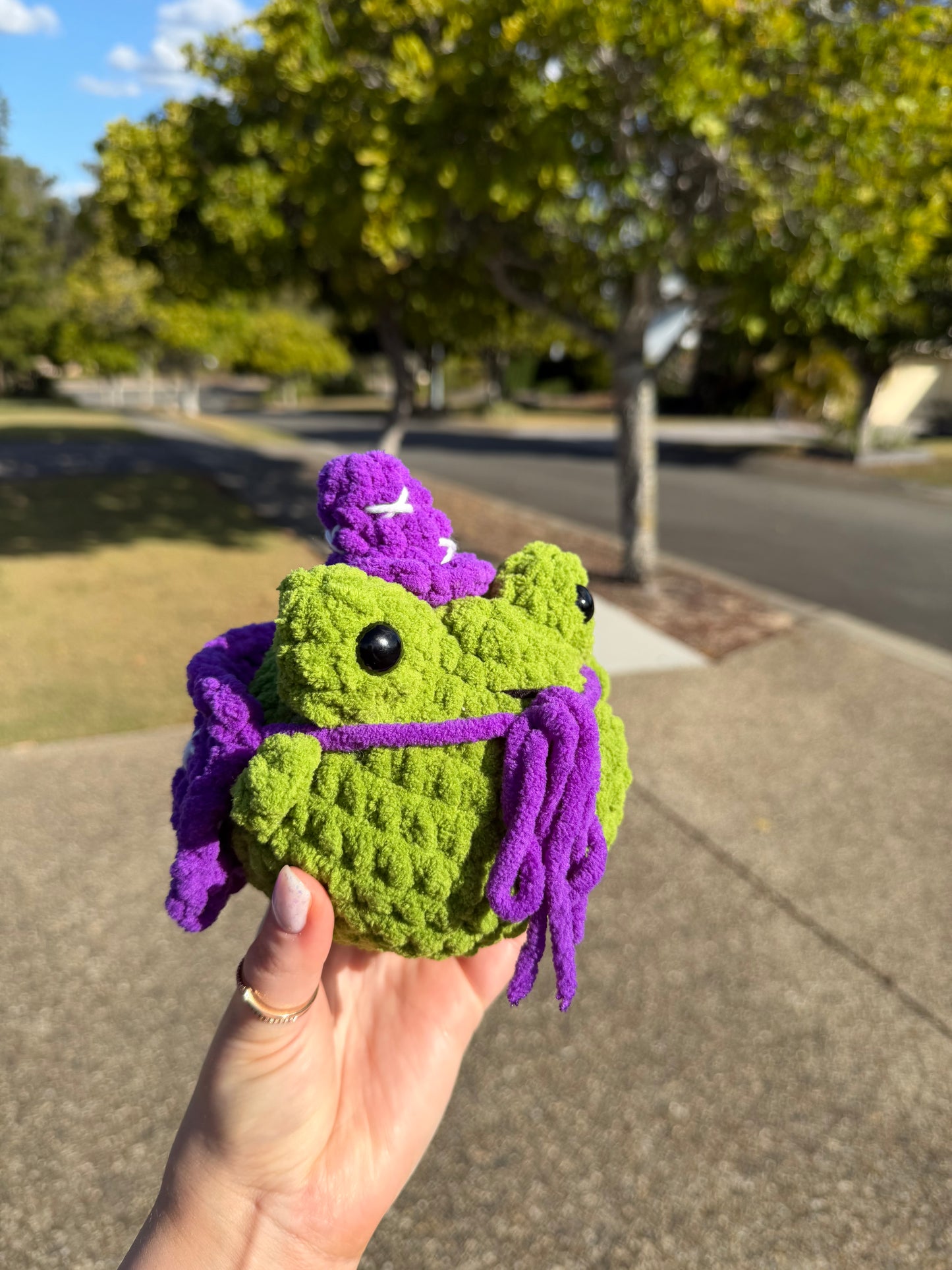 Hexley the Witch Frog 🐸🔮