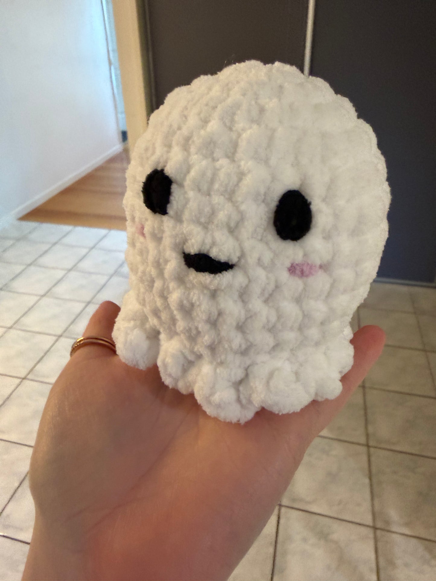 Blushing Ghost Crochet Plush 👻🩷