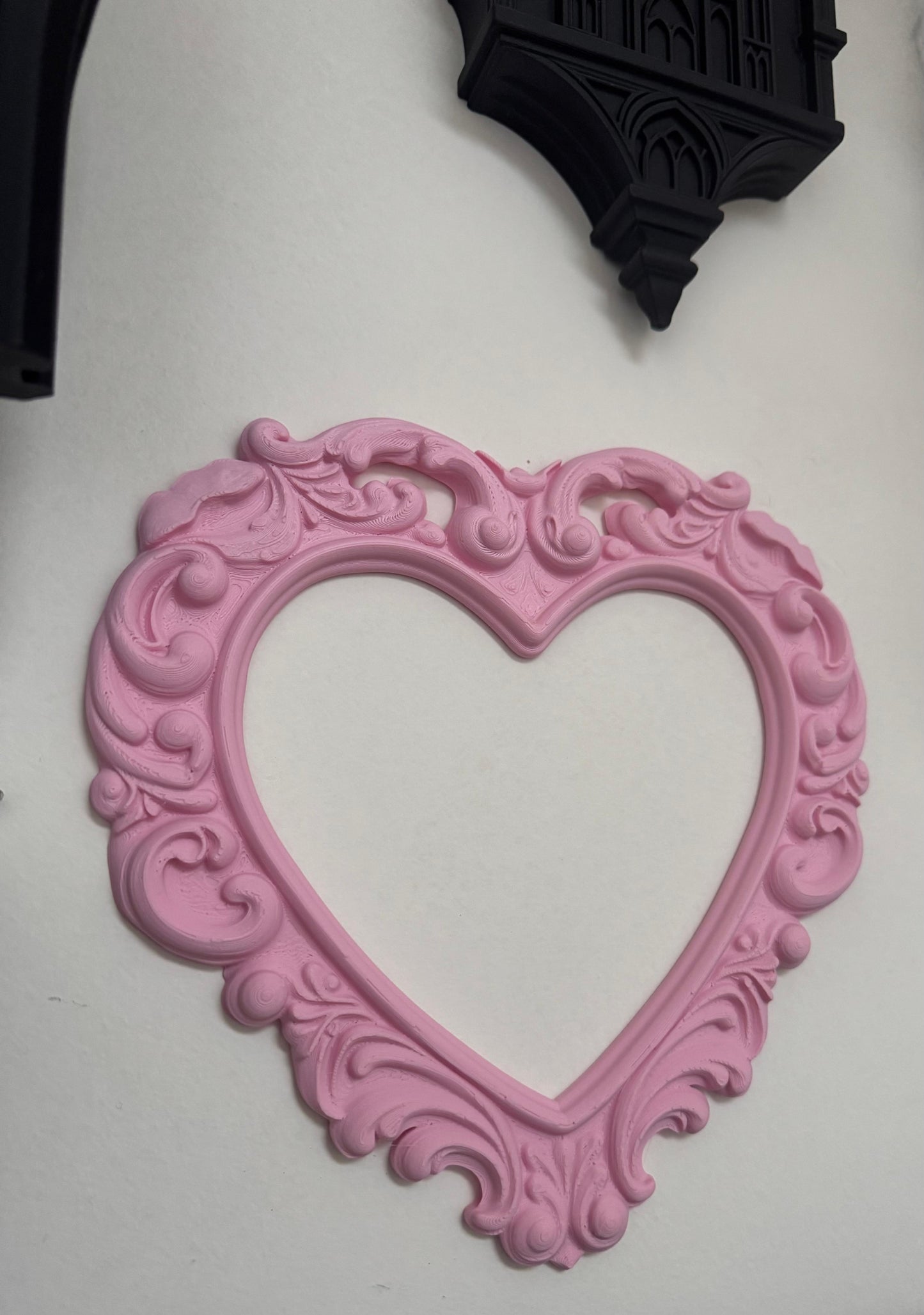 Baroque Heart Frame Wall Decor